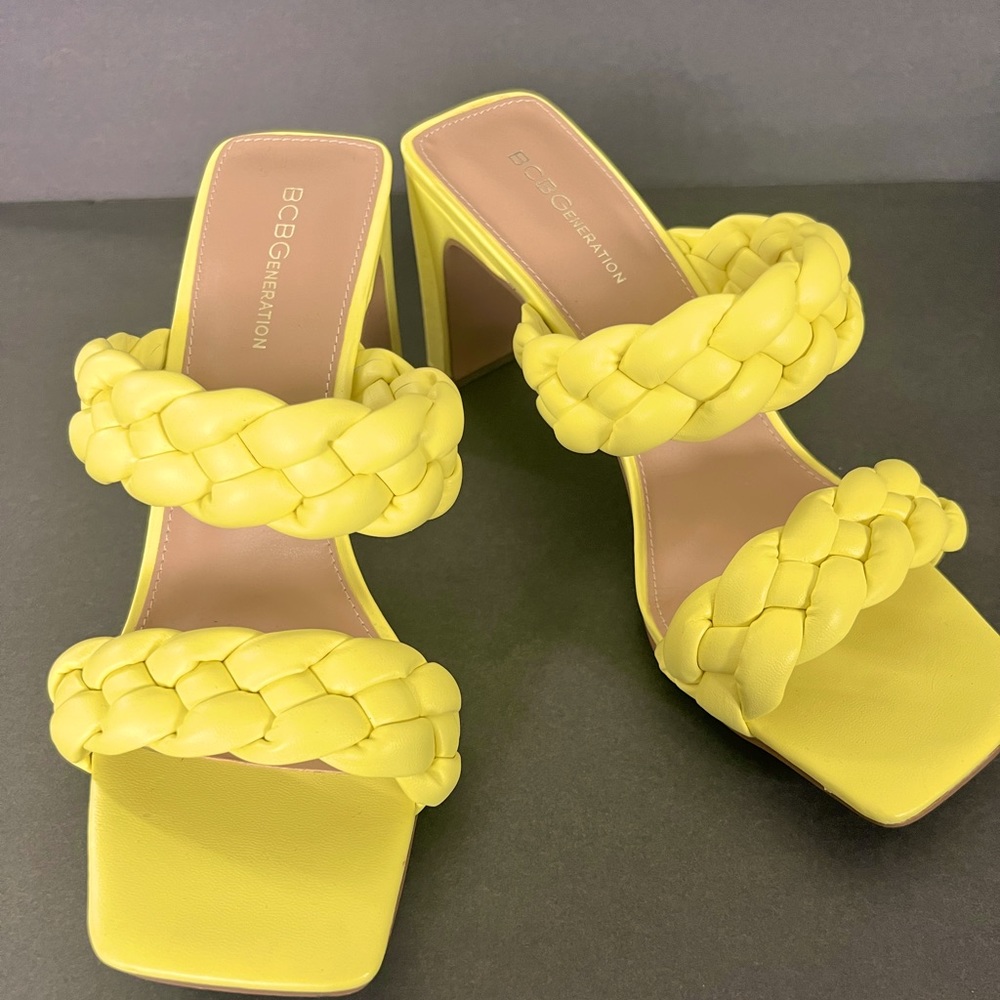 BCBGeneration (NWOT)Women’s Finaa Sandal